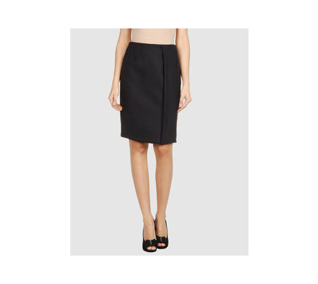 Knee Length Skirt in lack black knee length skirt. Knee Length Skirt in lack
