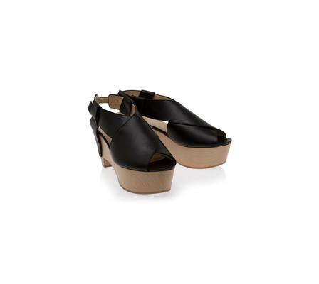 Platform wood heel. wooden platform sandals. Platform wood heel.