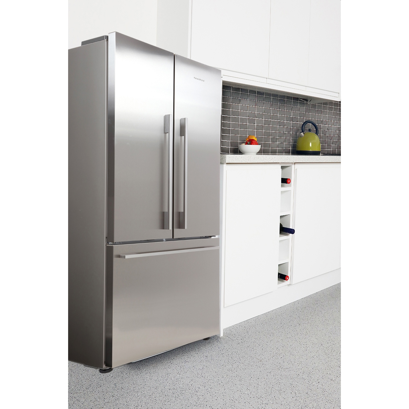 Buy Fisher & Paykel RF522ADX4 American Fridge Freezer (24336) Ezkleen