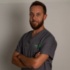 Dr. Roberto Villa