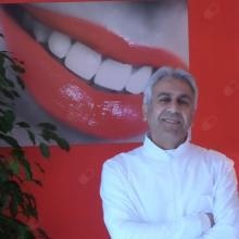 Seyed Morteza Hosseininia, dentista Jesi