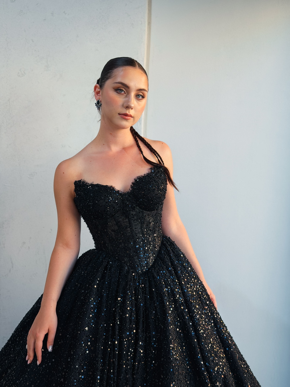 MAXI BLACK LACE GOWN
