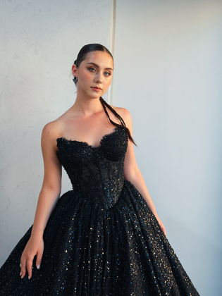 MAXI BLACK LACE GOWN