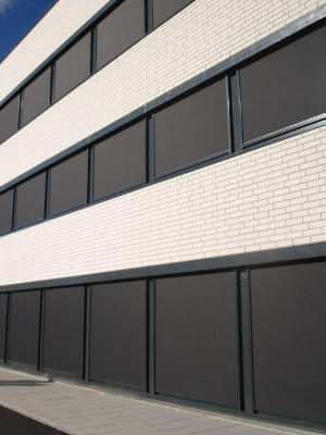 rolety screen w kolorze antracytowym