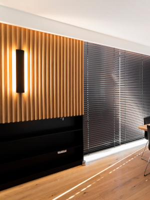 Czarne żaluzje aluminiowe 50 mm