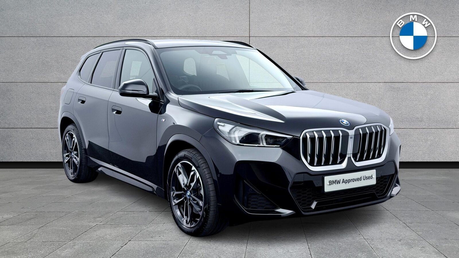 2023 BMW X1