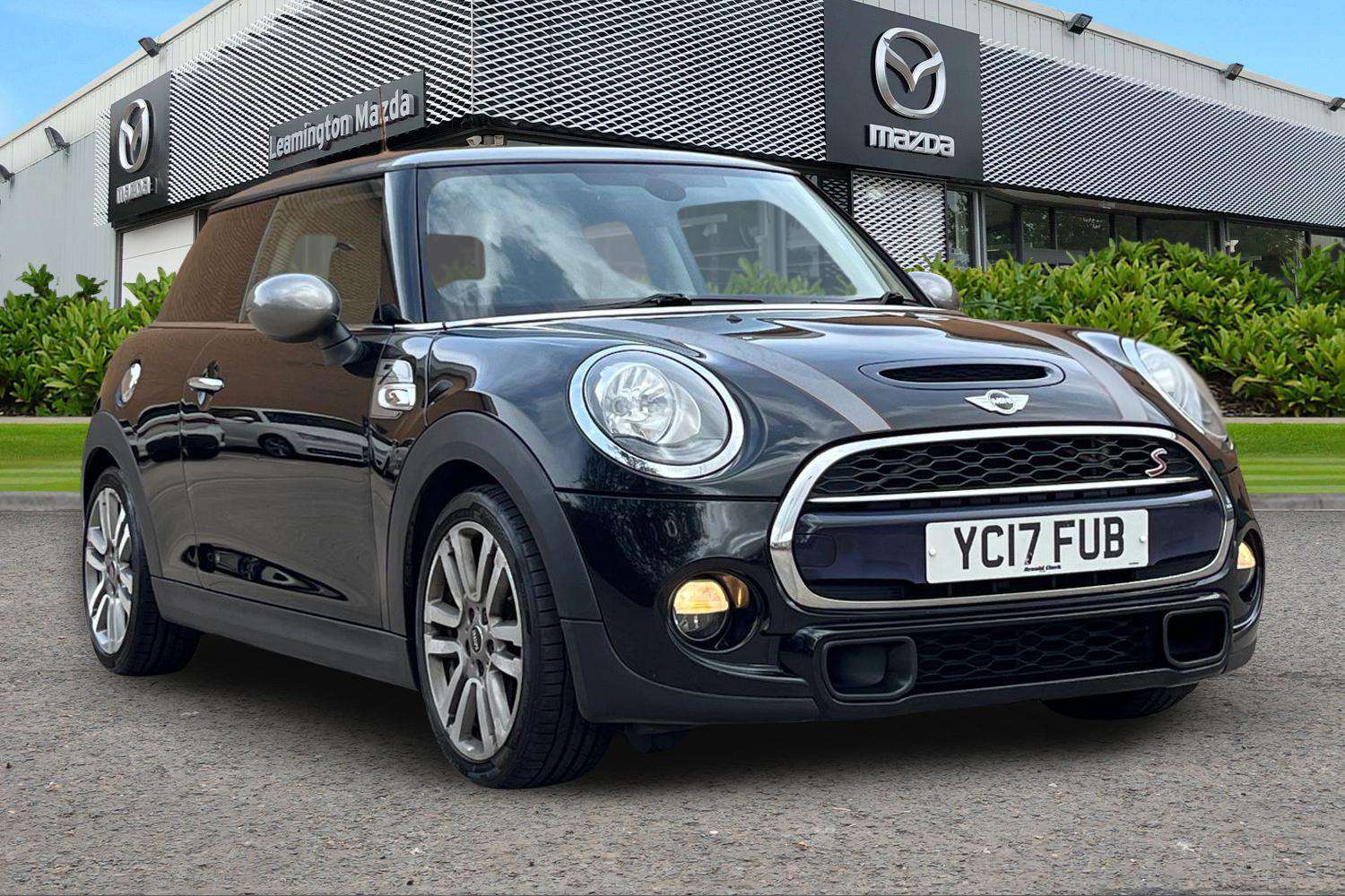 Mini Hatch 2017
