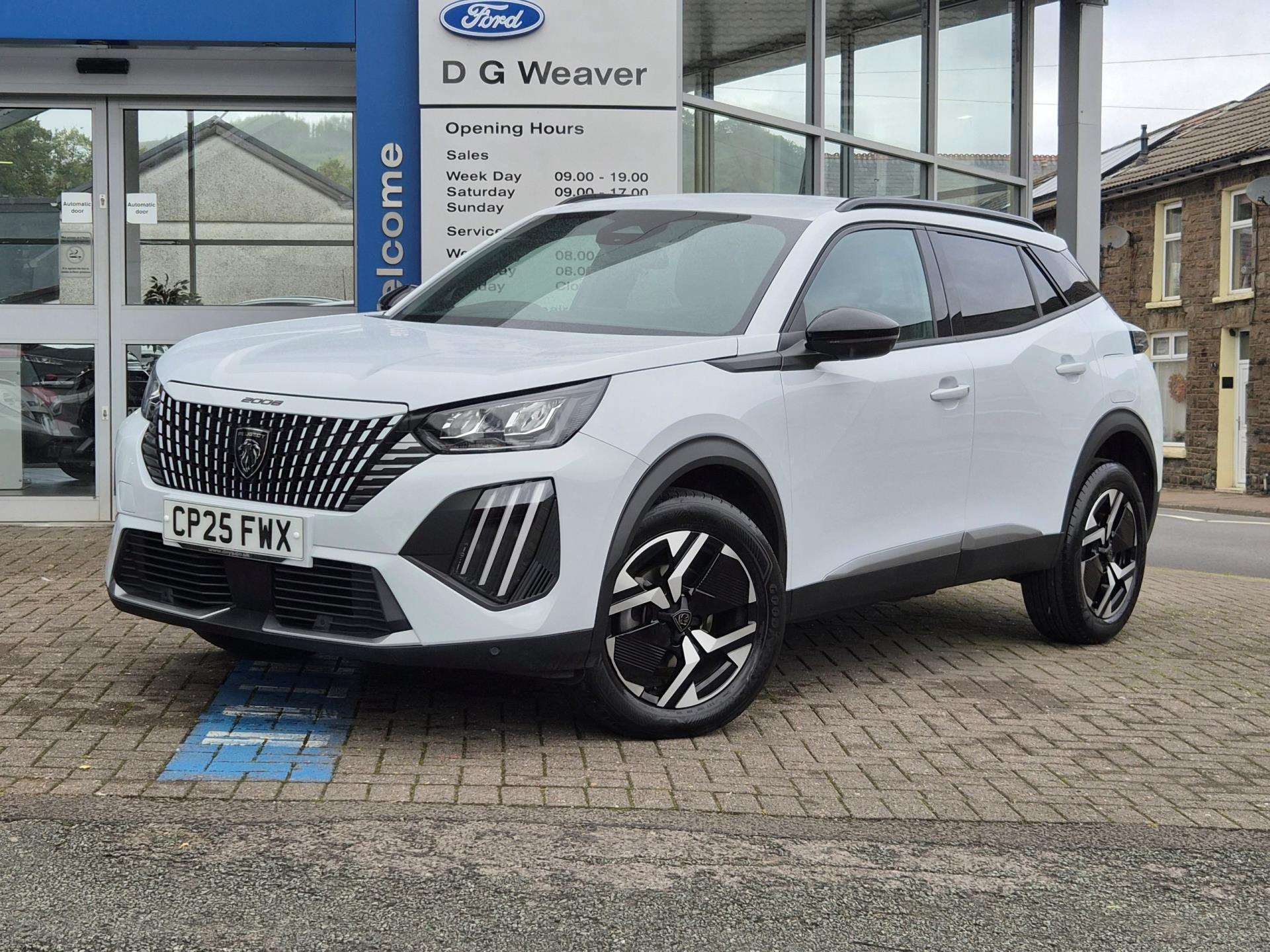 2025 Peugeot 2008