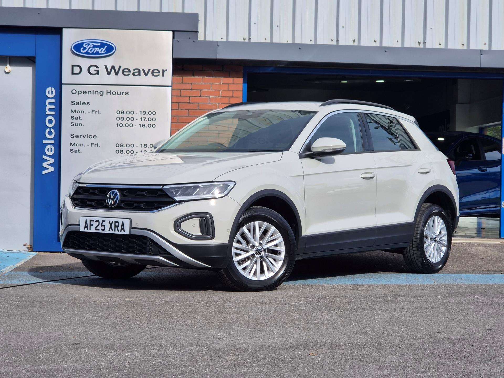 2025 Volkswagen T-Roc