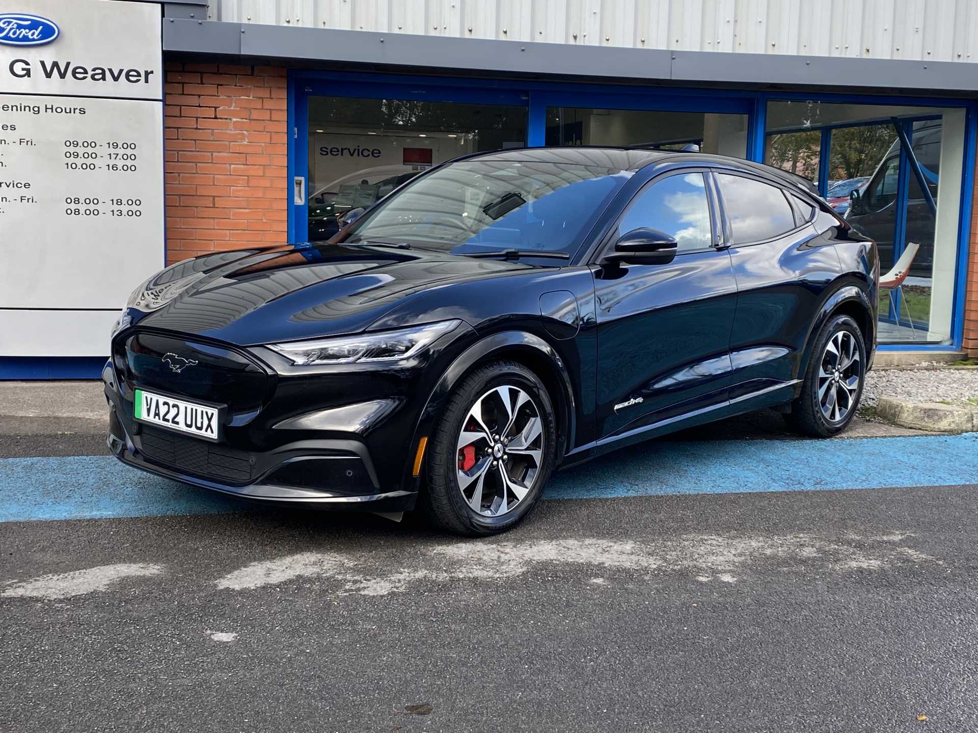 2022 Ford Mustang Mach-E