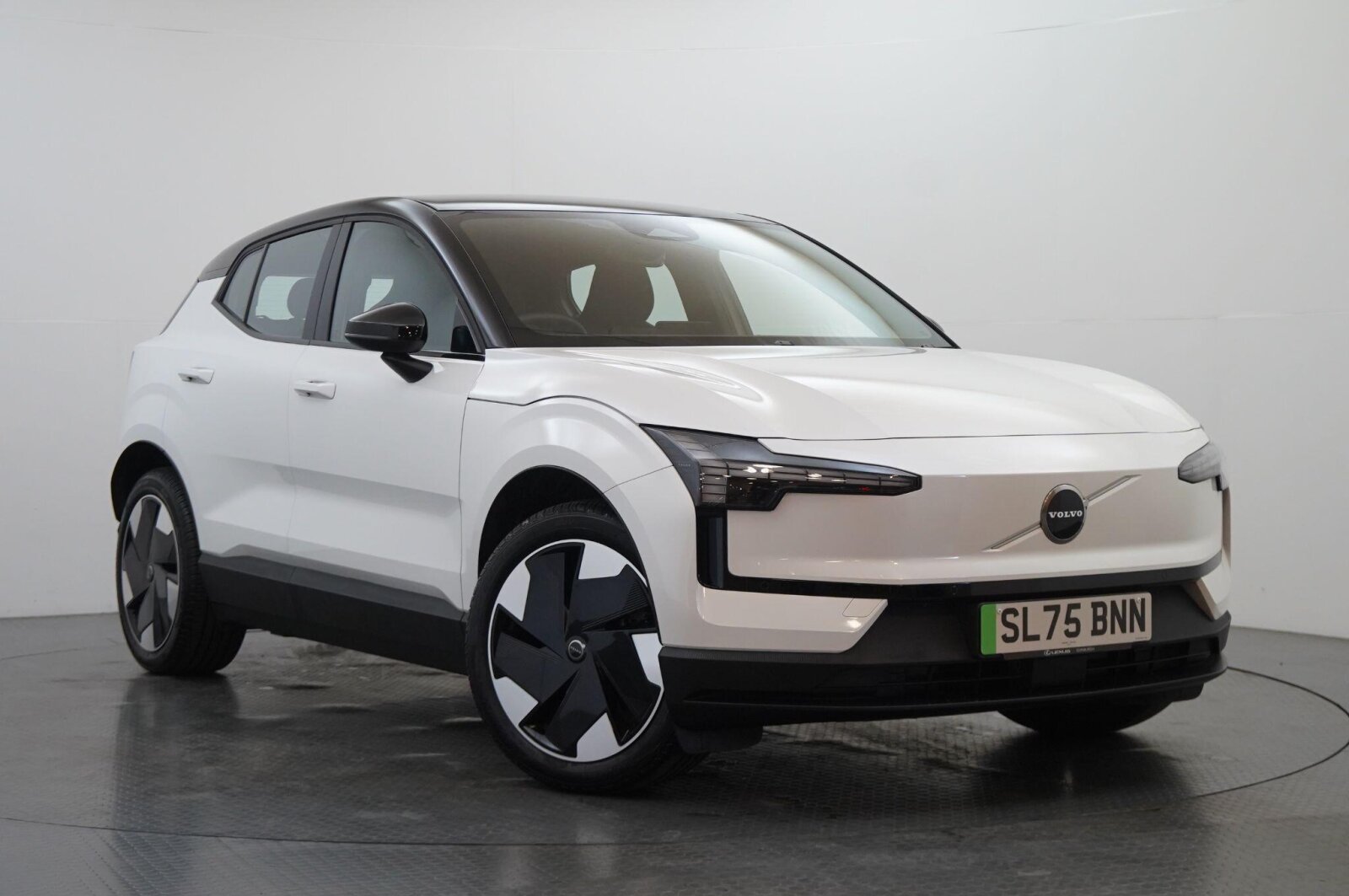 2025 Volvo EX30