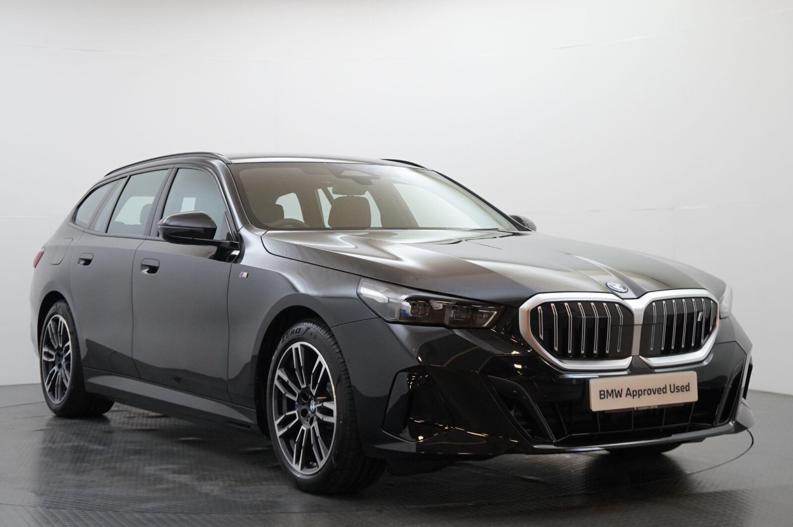 2025 BMW i5