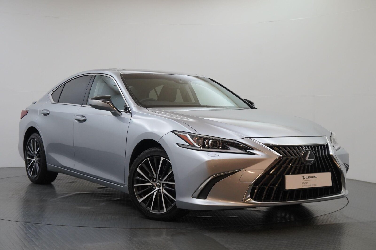 2023 Lexus ES