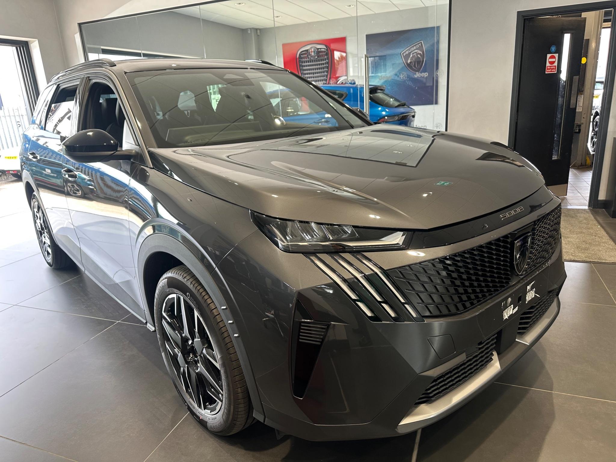 2025 Peugeot 5008