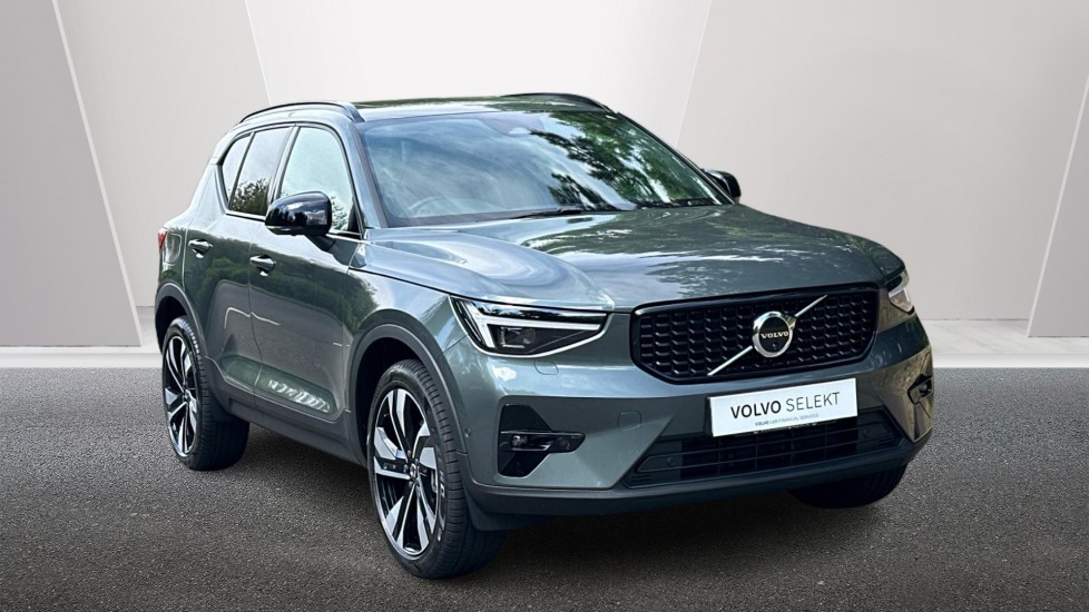 2026 Volvo XC40