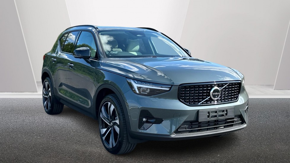 2026 Volvo XC40