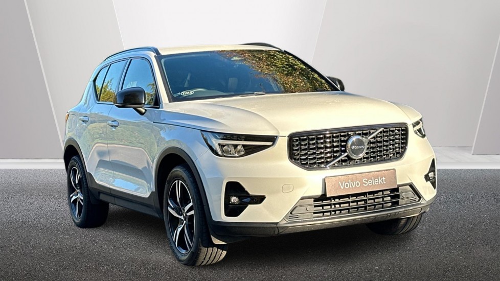 2022 Volvo XC40