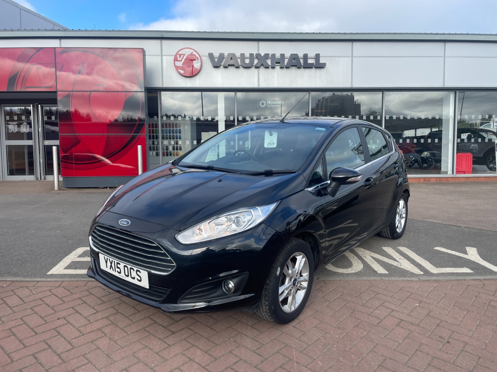 2015 Ford Fiesta