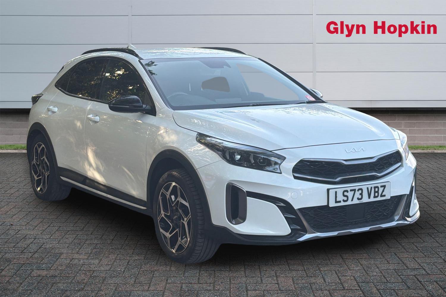 2023 KIA XCeed