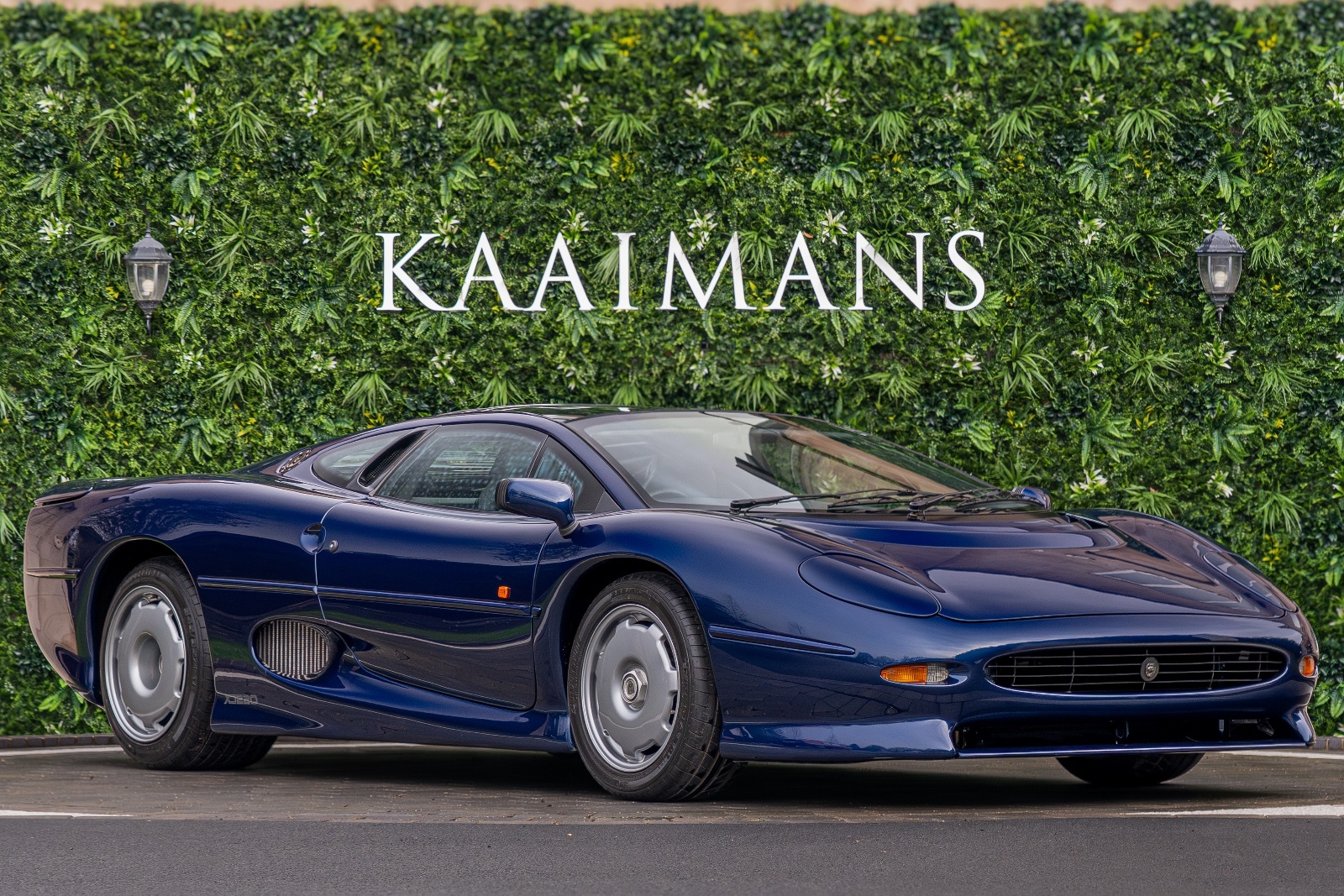 1993 Jaguar XJ220