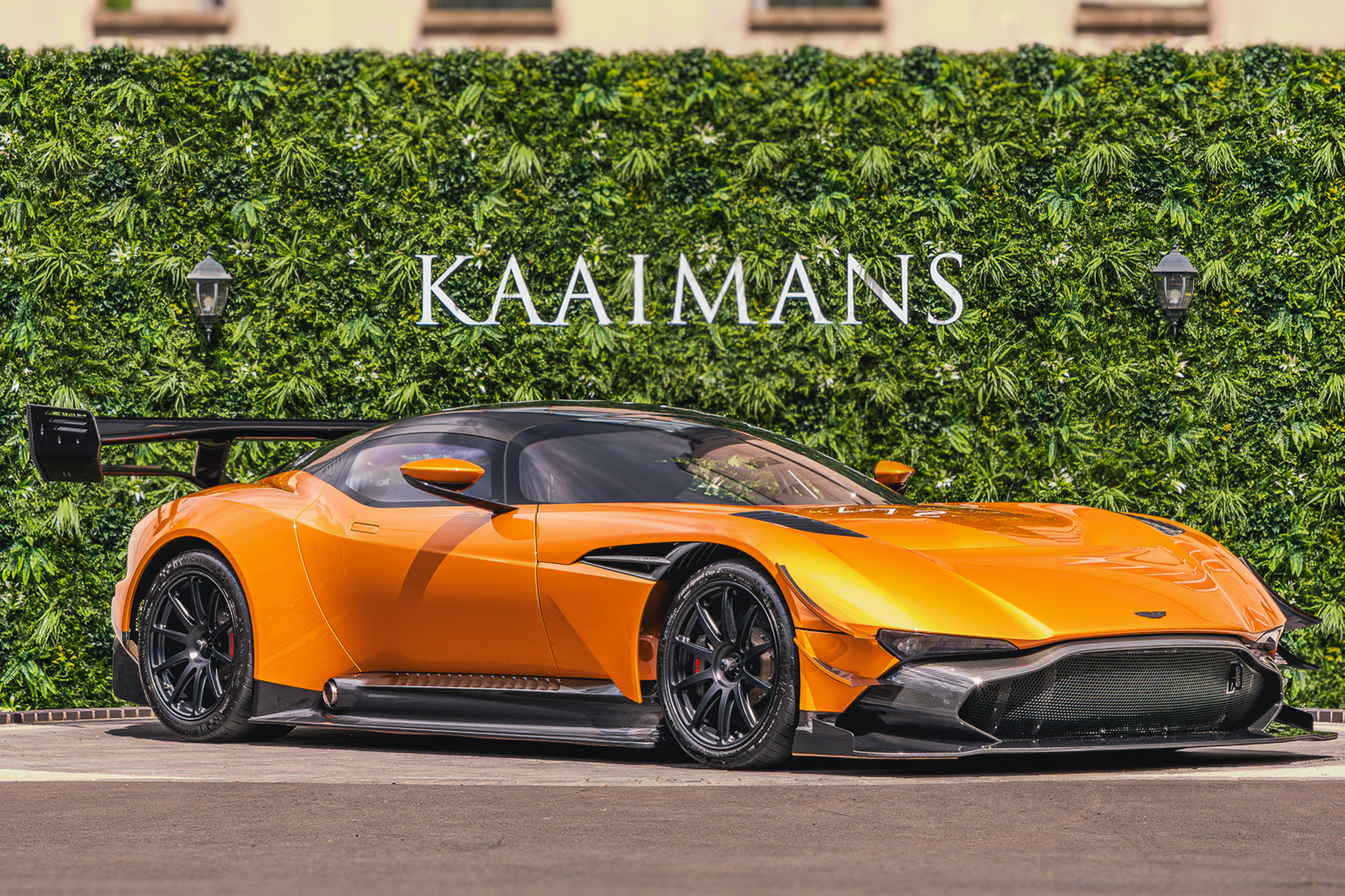 2016 Aston Martin Vulcan AMR PR...