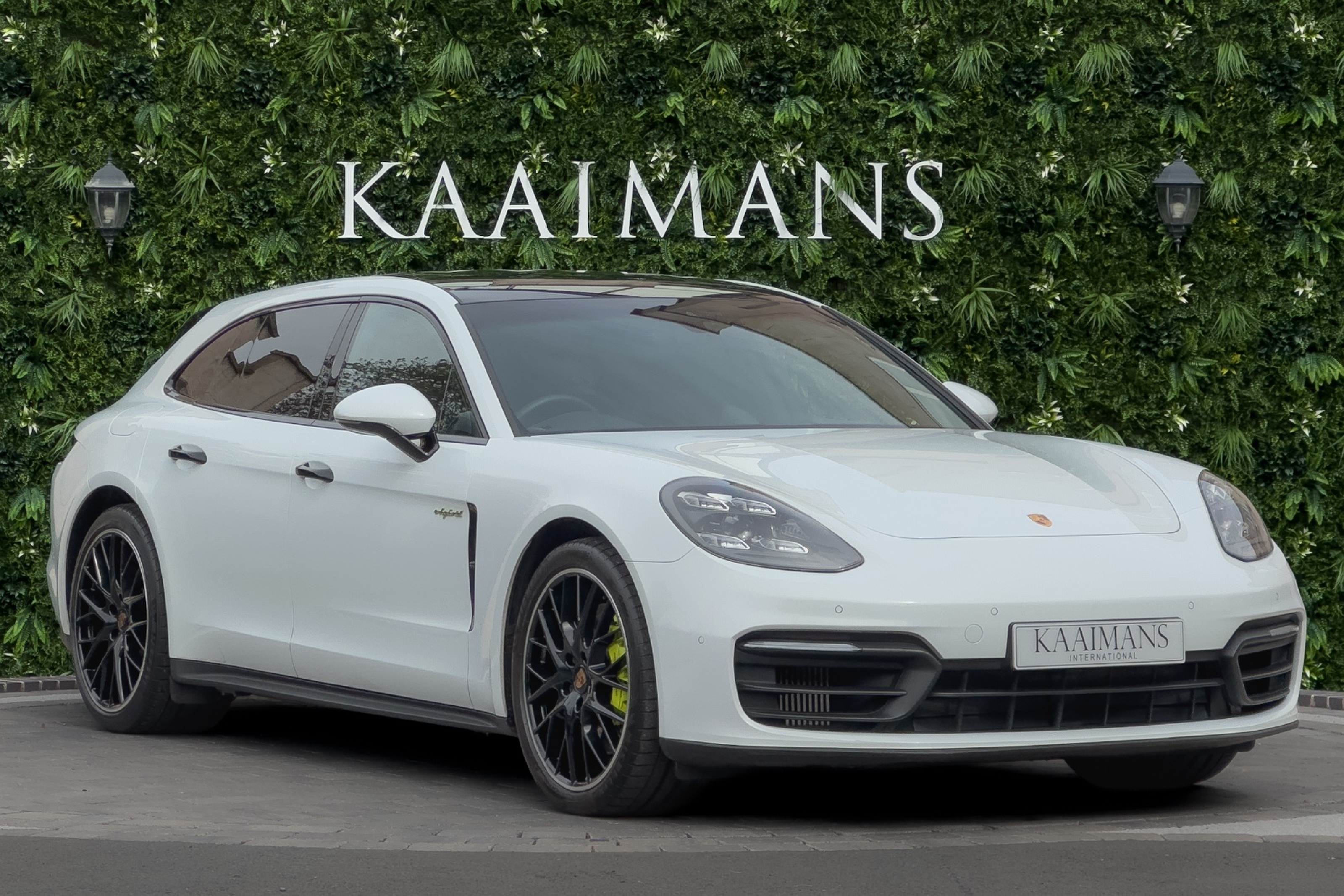 2021 Porsche Panamera 4 Sport T...