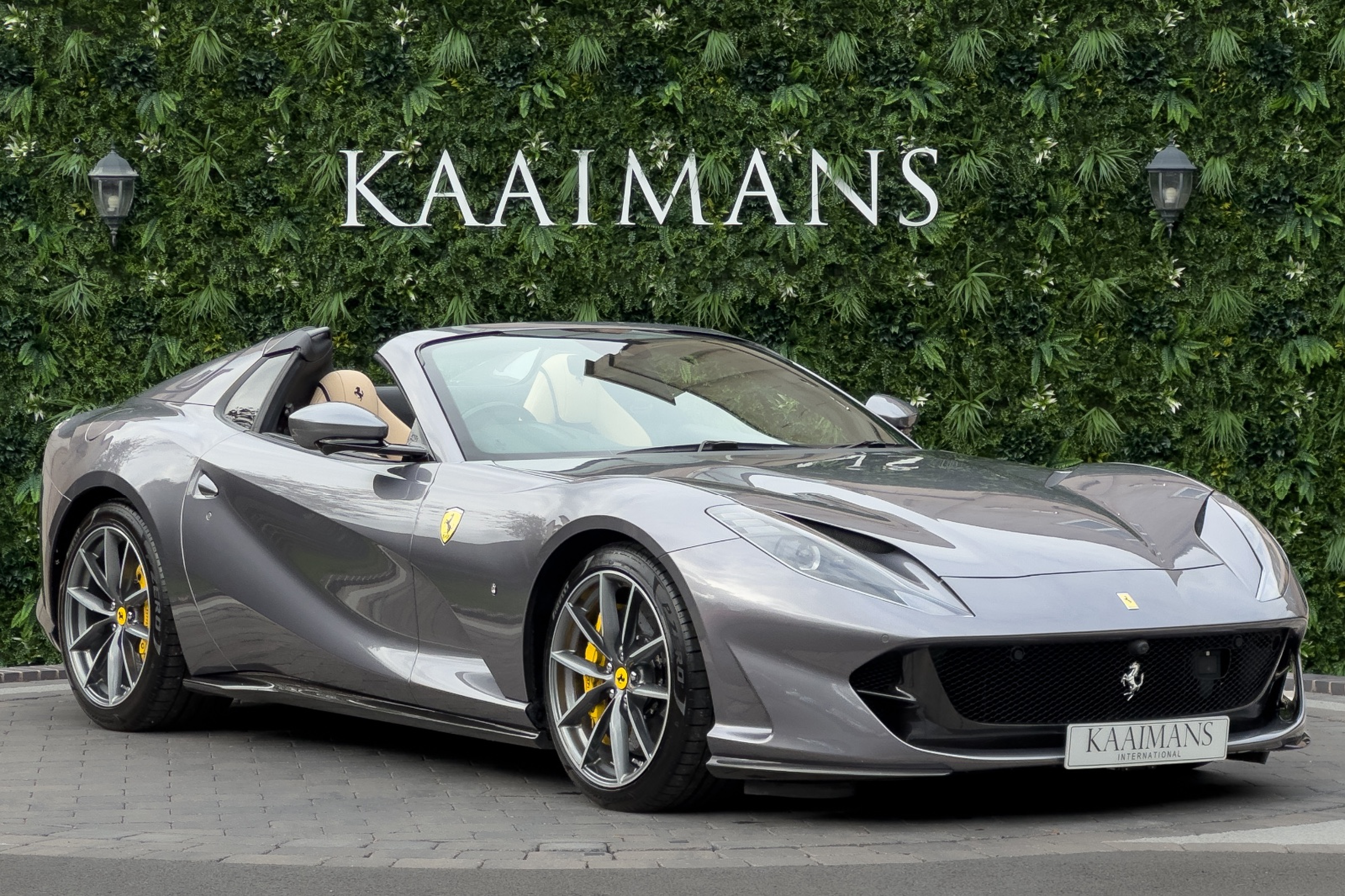 2020 Ferrari 812 GTS