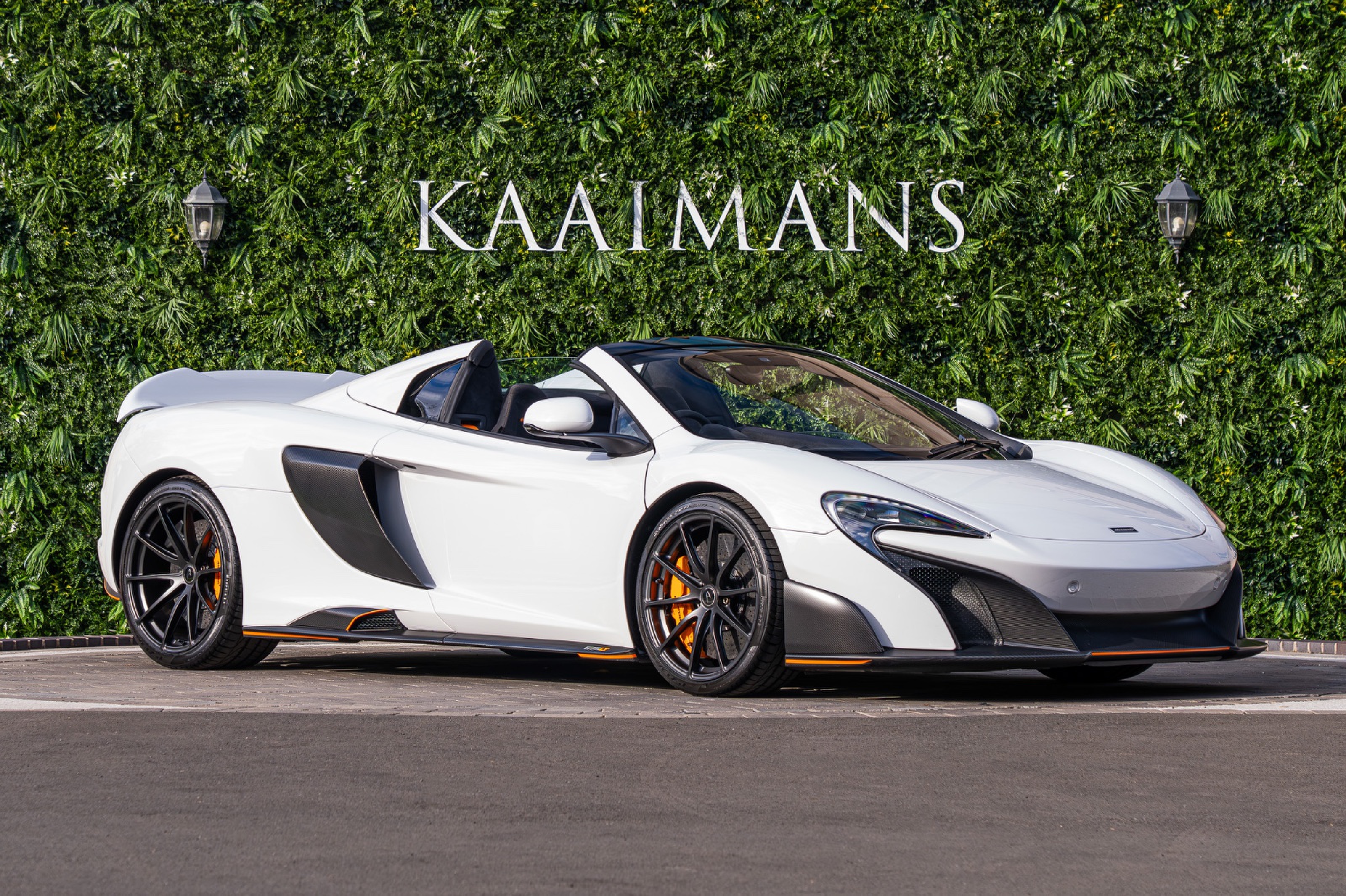 2016 McLaren 675LT Spider