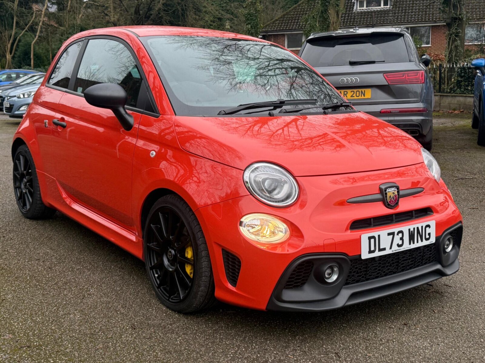 Abarth 695 2023