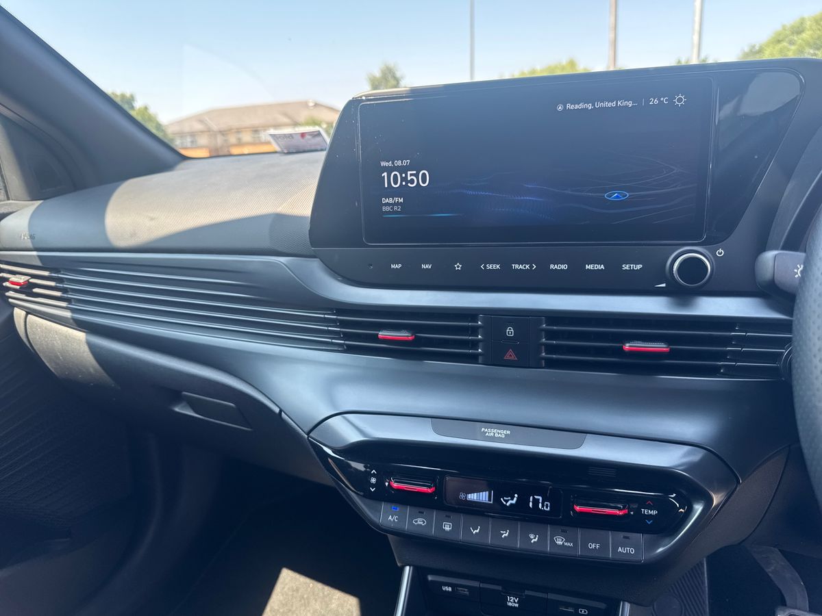 2022 Hyundai i20 thumbnail 18