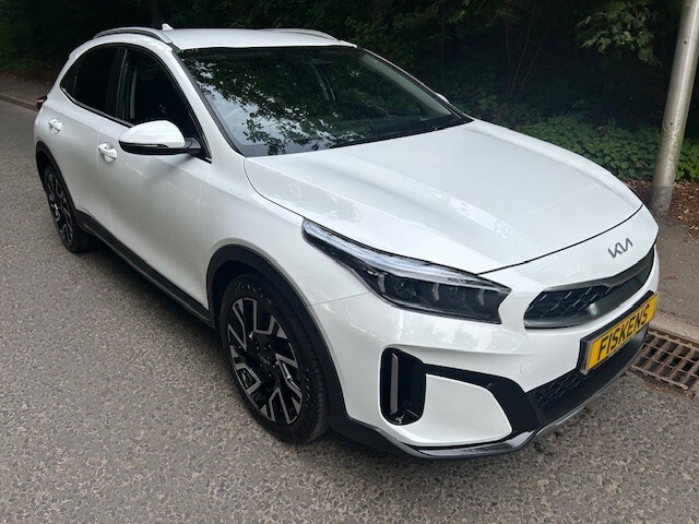 2025 KIA XCeed