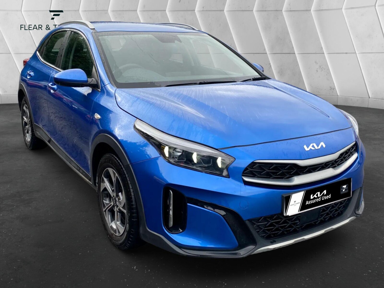 2023 KIA XCeed