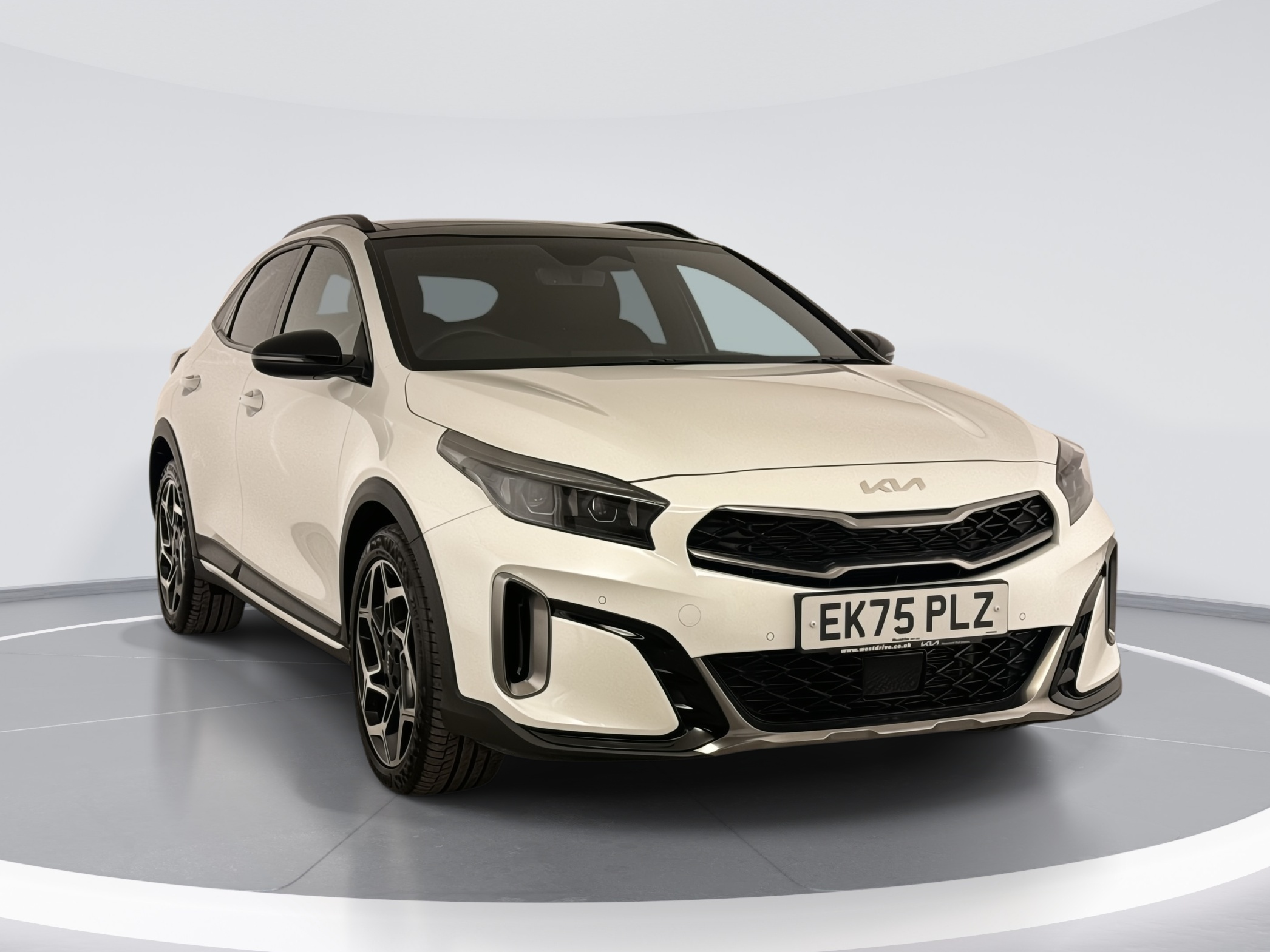2025 KIA XCeed