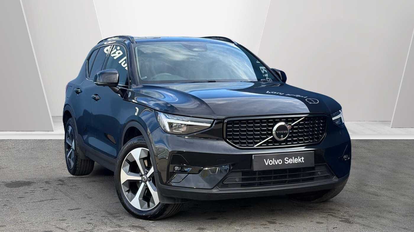 2023 Volvo XC40