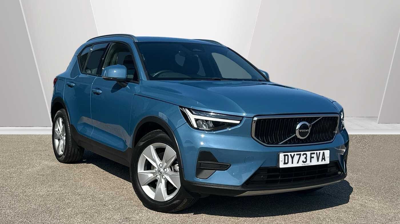 2023 Volvo XC40