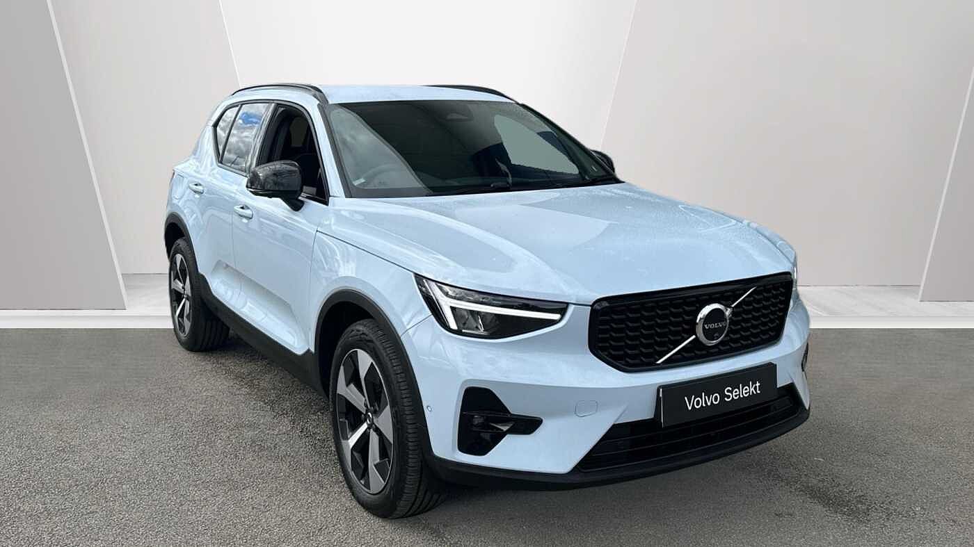 2024 Volvo XC40