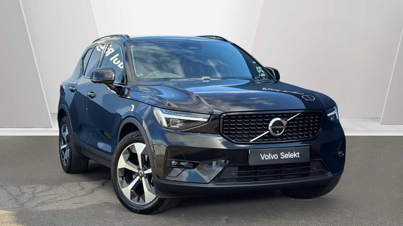 2023 Volvo XC40