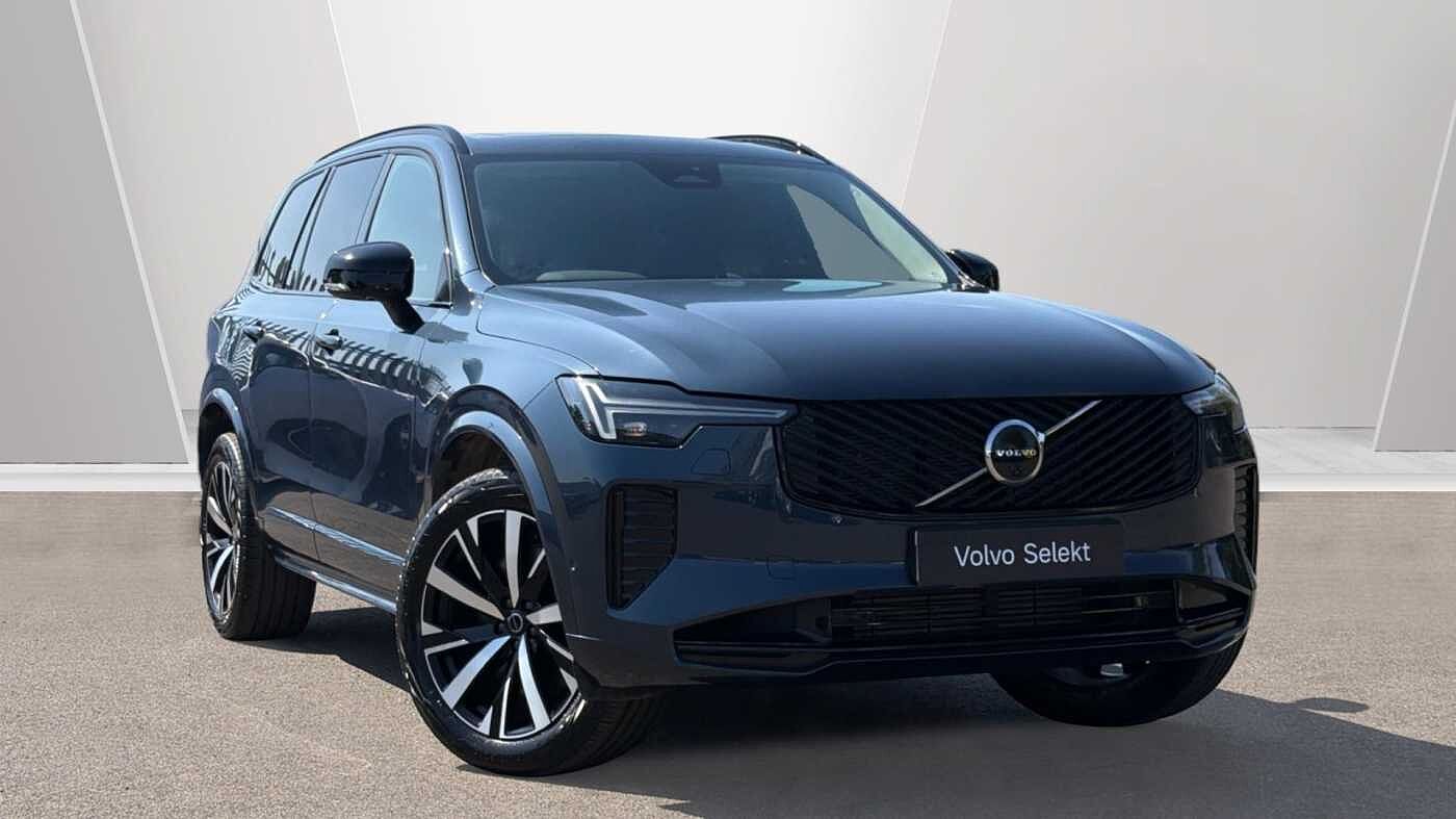 2025 VOLVO XC90