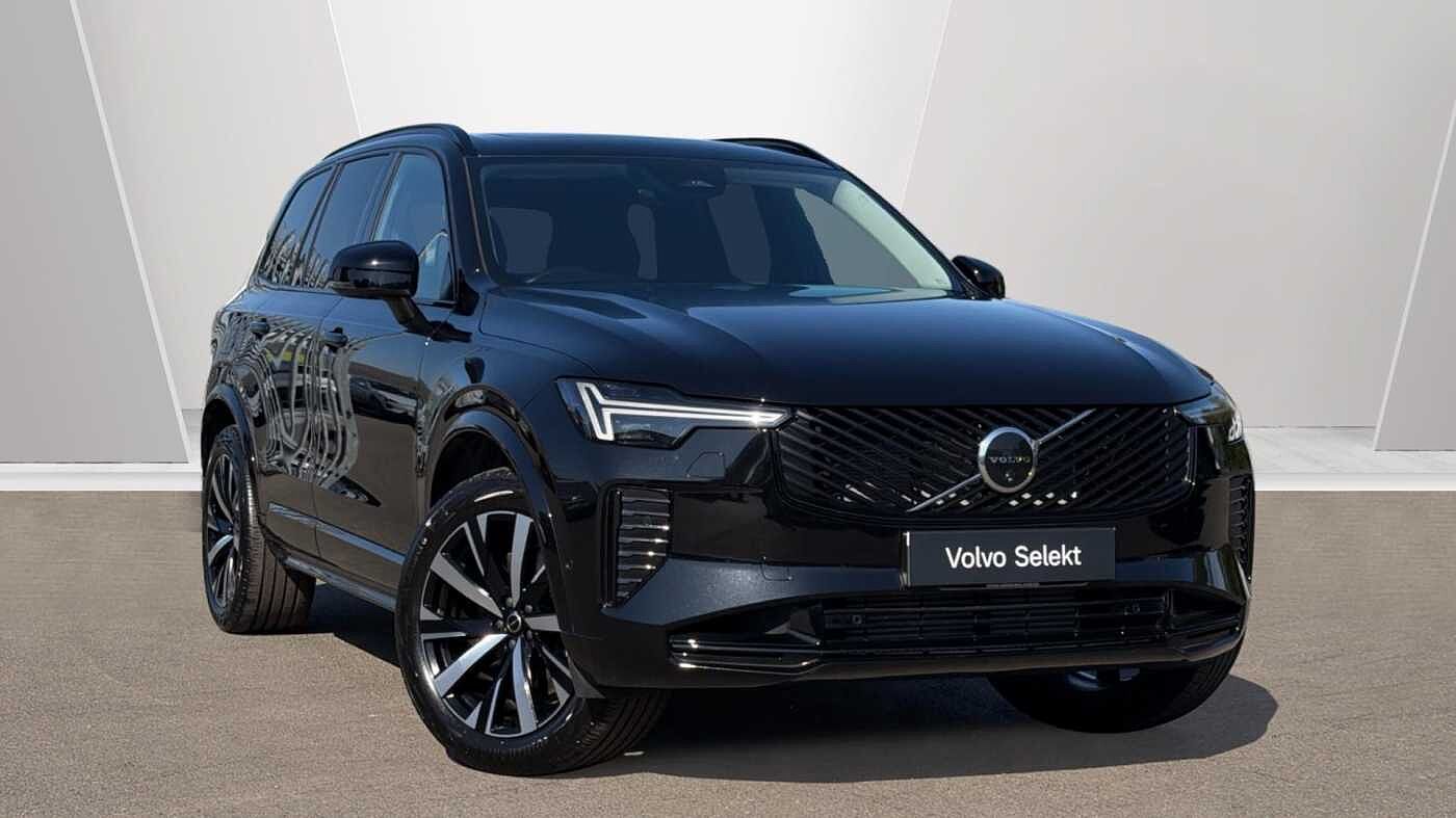2025 VOLVO XC90