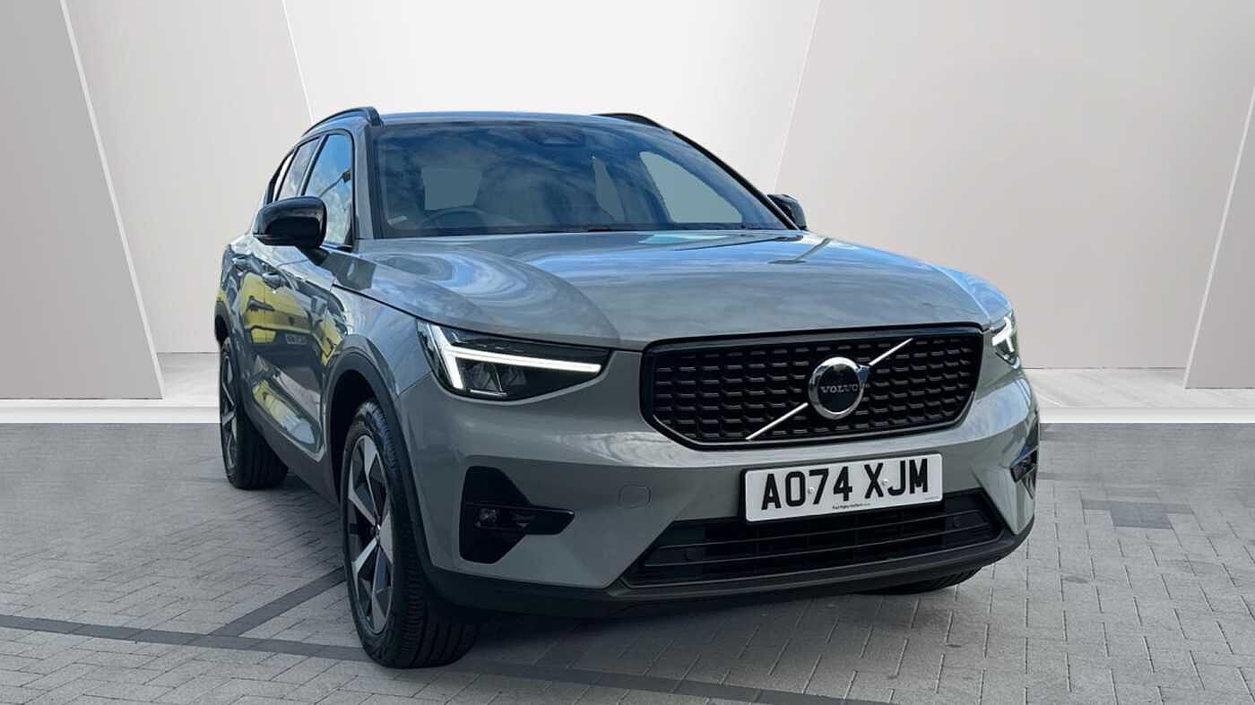 2024 Volvo XC40