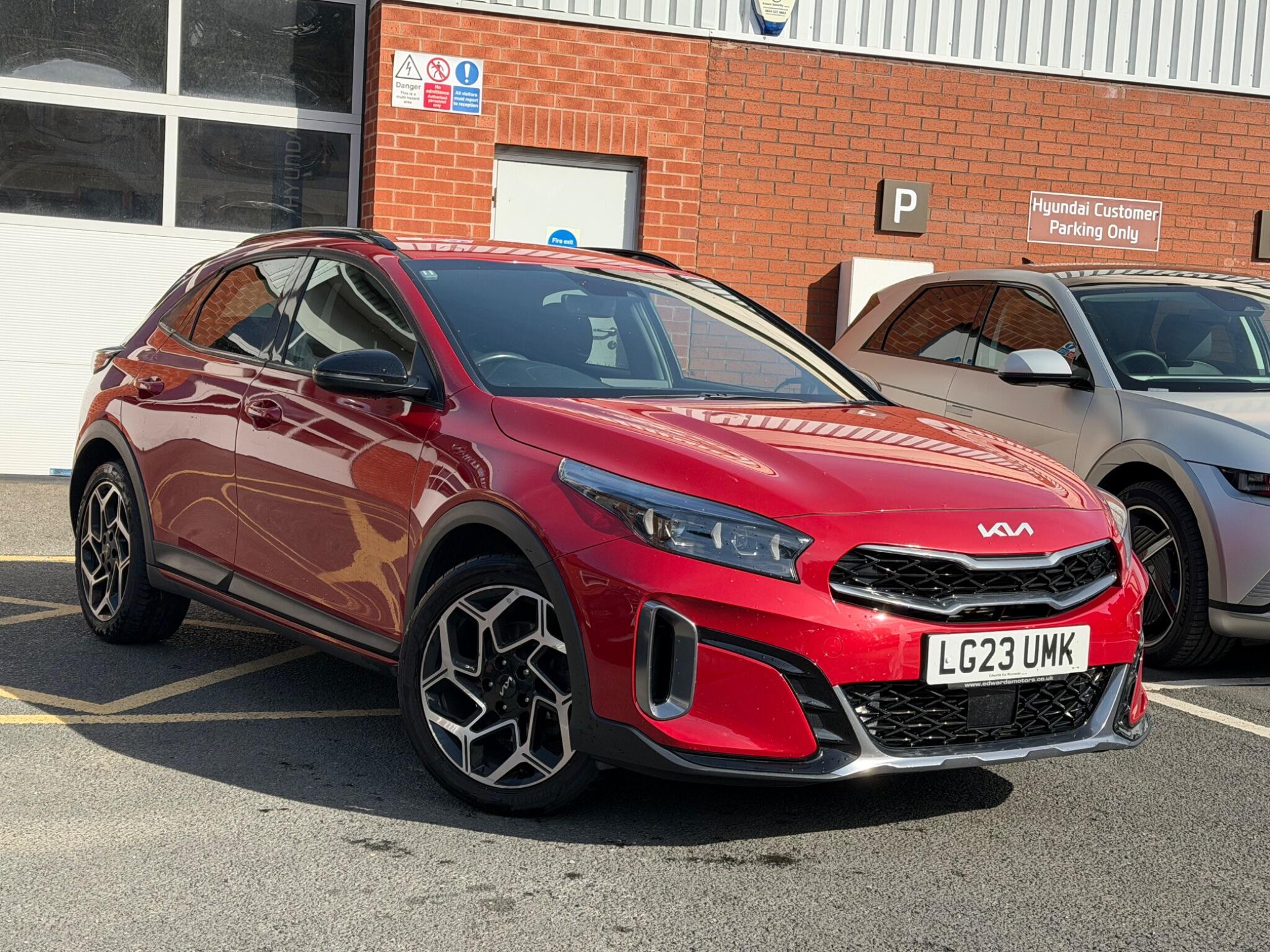 2023 KIA XCeed