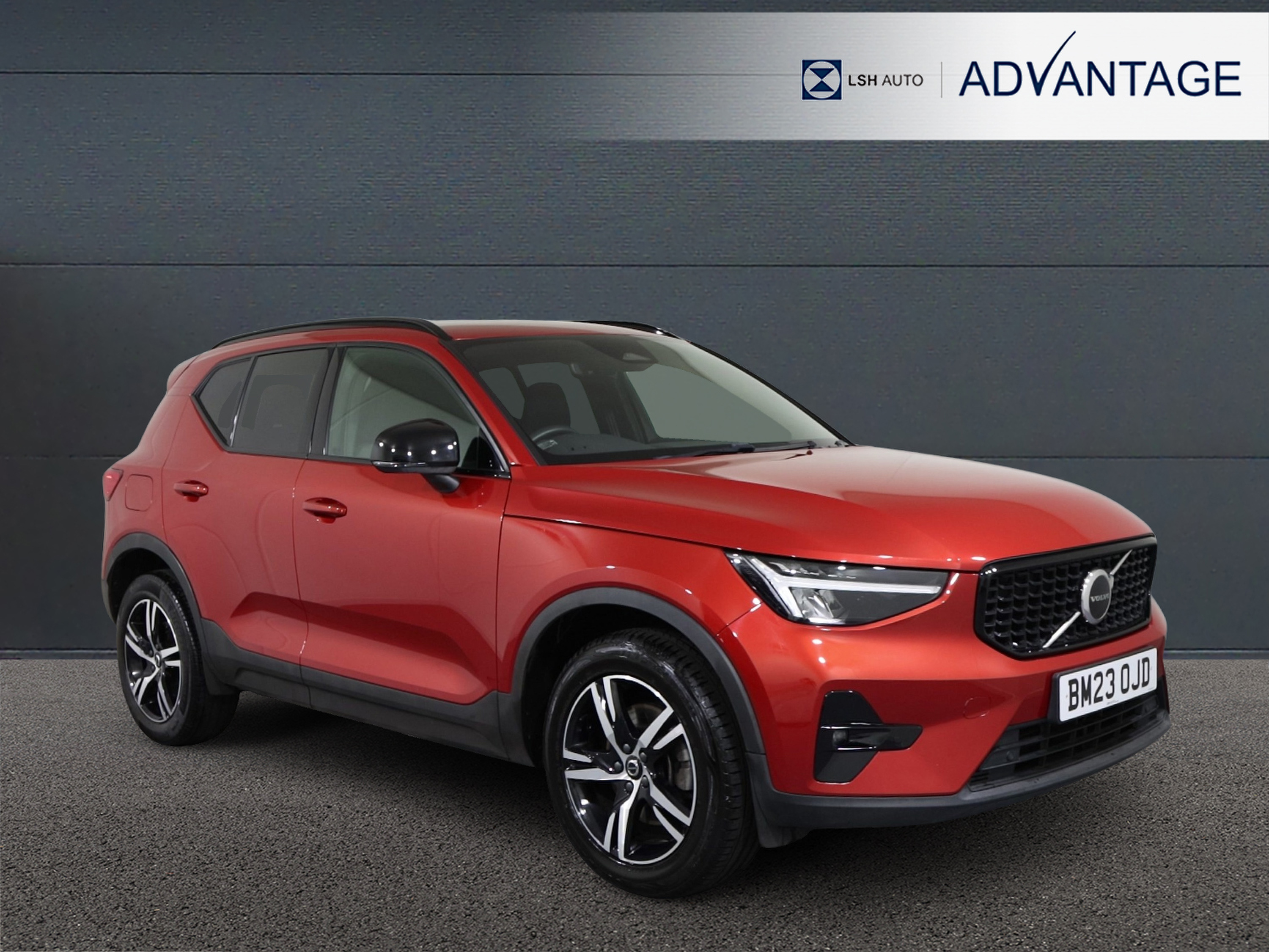 2023 Volvo XC40