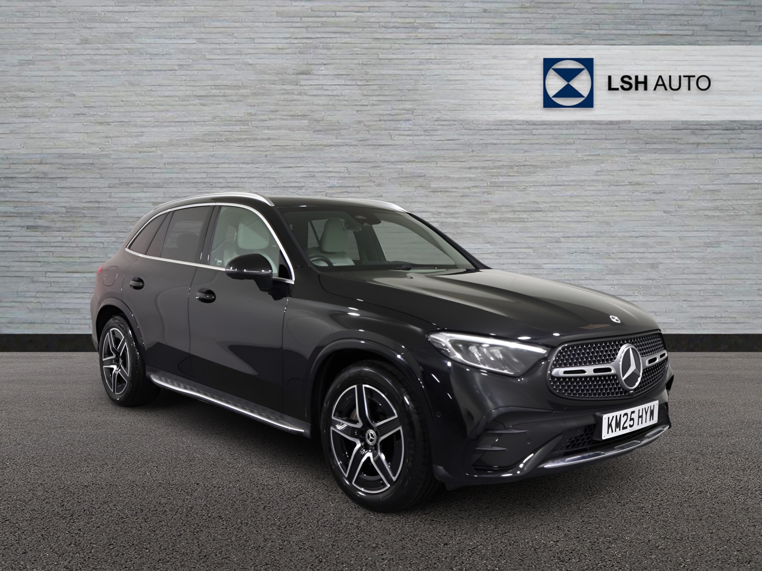 2025 Mercedes-Benz GLC