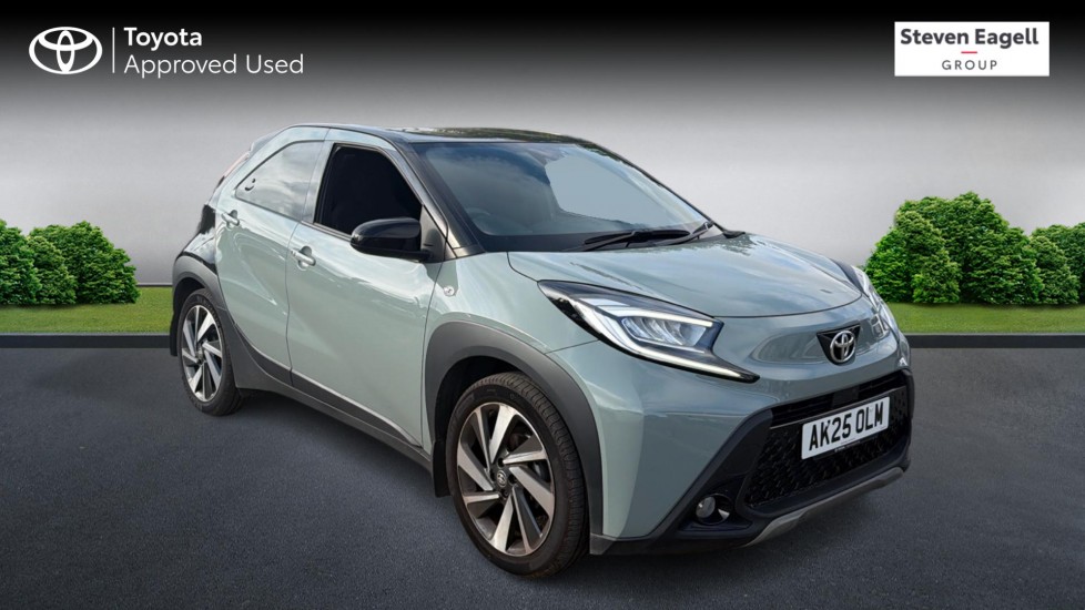 Toyota Aygo X 1.0 VVT-i Exclusive Hatchback 5dr Petrol Manual Euro 6 (s/s) (72 ps) - Image 1
