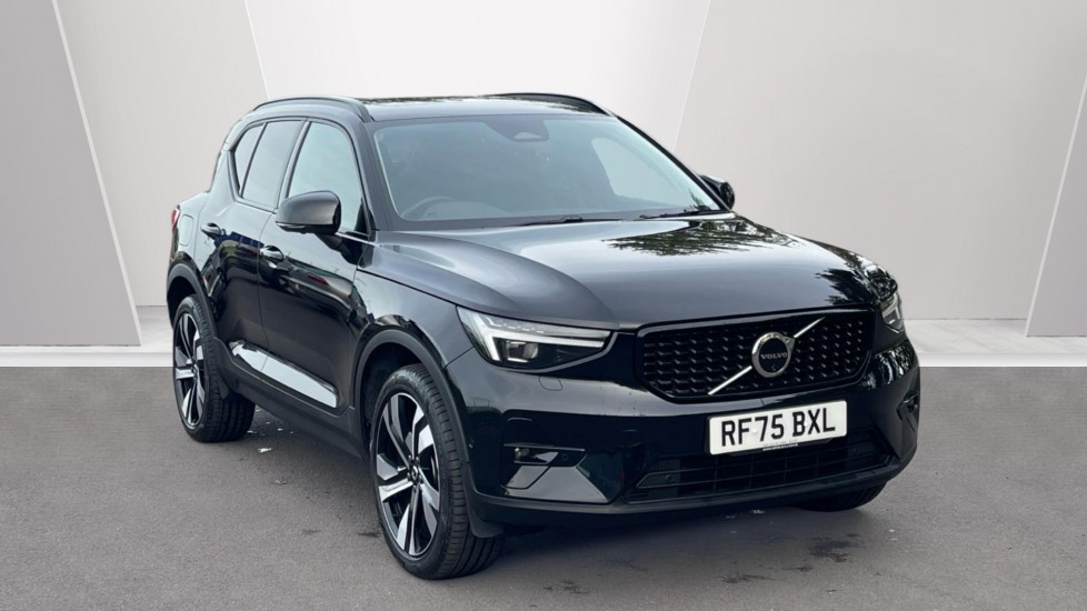 2025 Volvo XC40