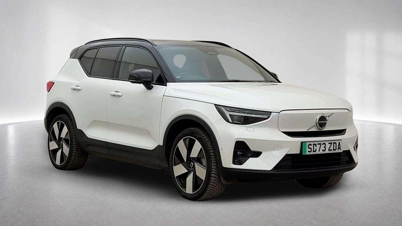 2023 Volvo XC40