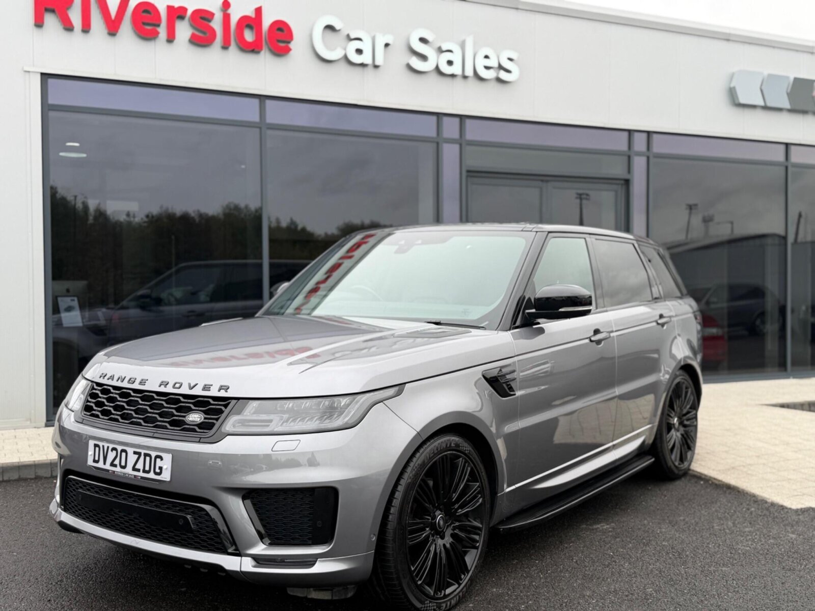 2020 Land Rover Range Rover Sport