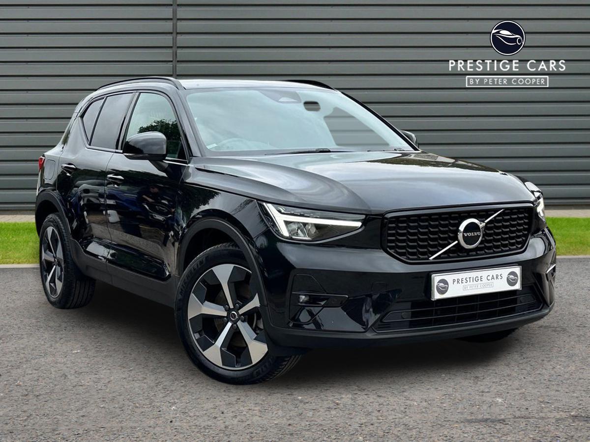 2022 Volvo XC40