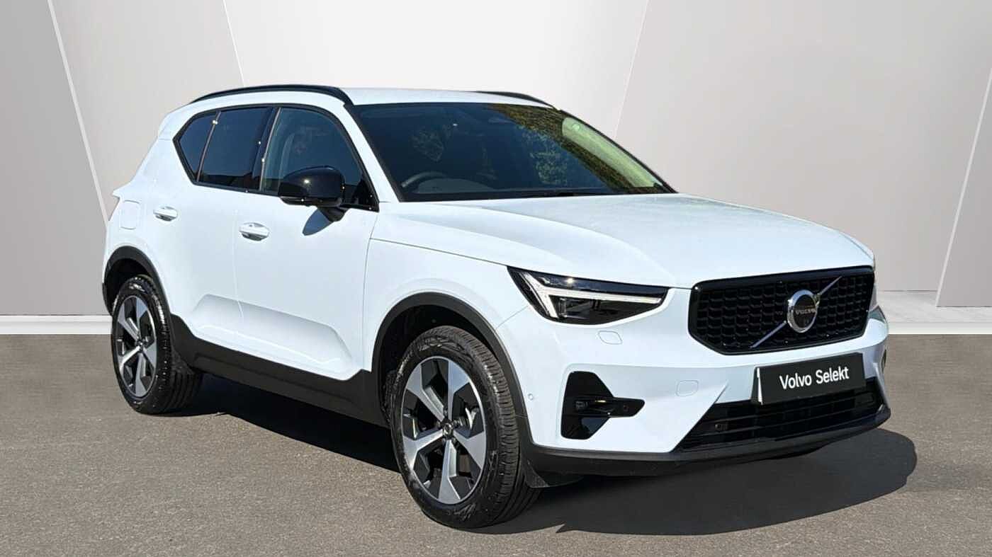 2026 Volvo XC40