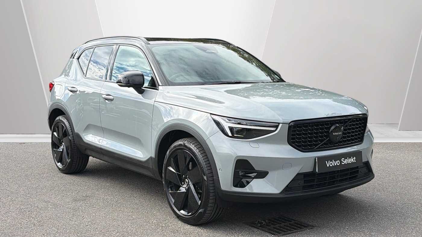 2026 Volvo XC40
